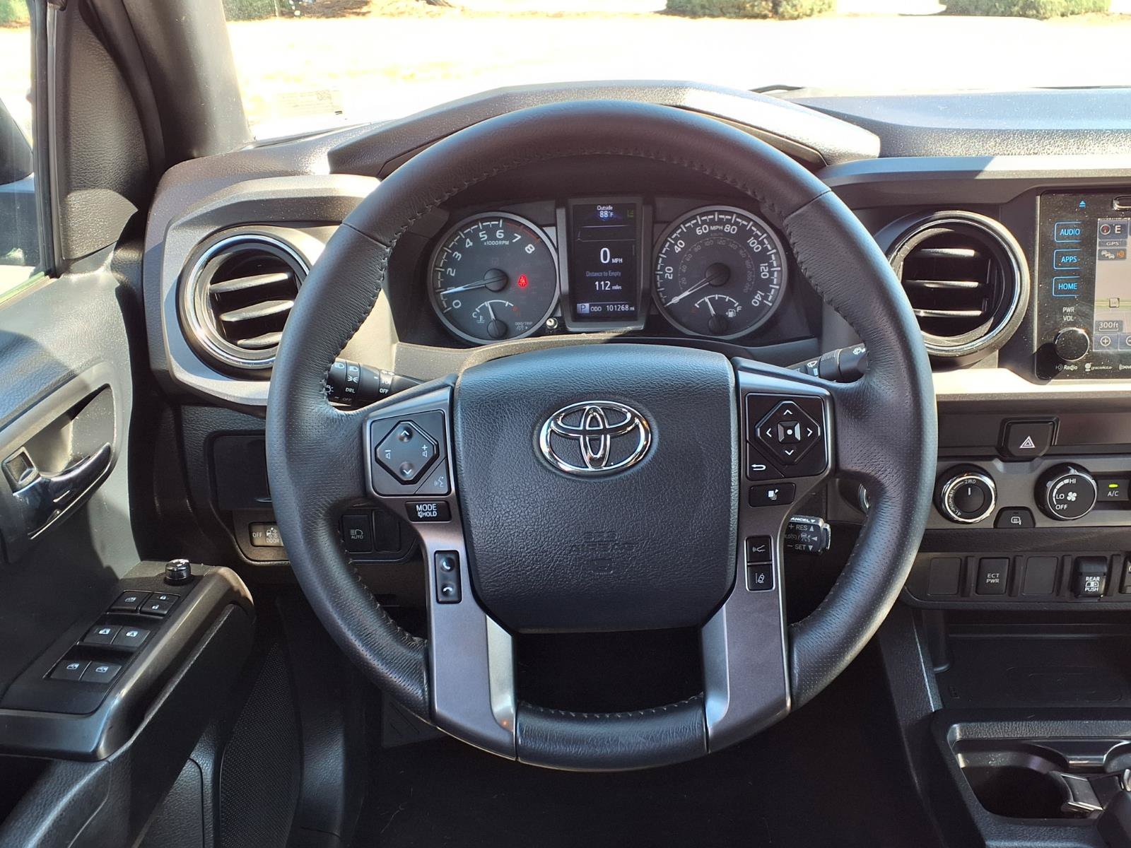 Used 2019 Toyota Tacoma TRD Sport AWD/4WD image 17