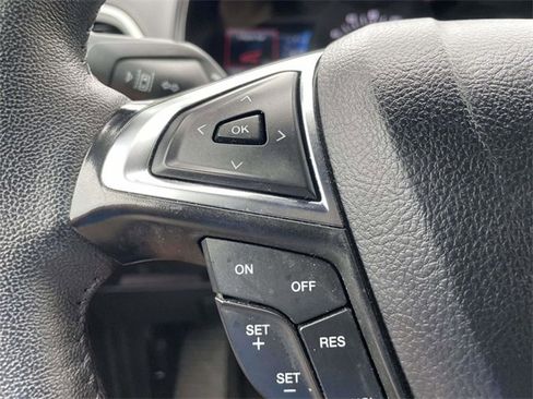 Used 2024 Ford Edge SEL image 15