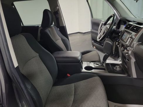 Used 2018 Toyota 4Runner SR5 image 21