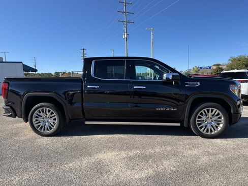 Used 2019 GMC Sierra 1500 Denali w/ Denali Ultimate Package image 2