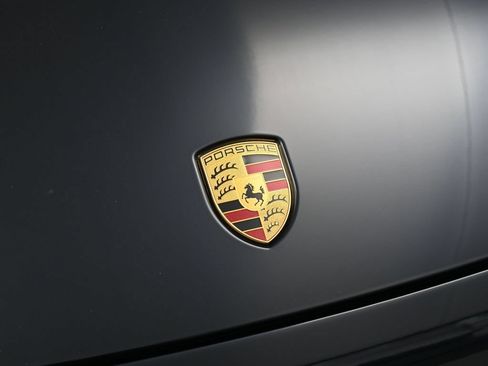 Used 2023 Porsche Cayenne GTS AWD/4WD image 13