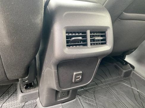Certified 2024 Chevrolet Equinox LT AWD/4WD image 19