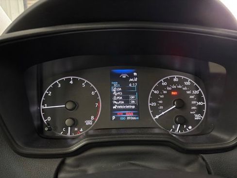 Used 2023 Toyota Corolla LE FWD image 18
