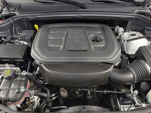 Used 2020 Jeep Grand Cherokee Altitude AWD/4WD image 13