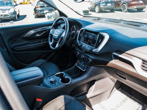 Used 2020 GMC Terrain SLT w/ Preferred Package AWD/4WD image 29