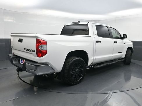Used 2020 Toyota Tundra SR5 w/ SR5 Upgrade Package AWD/4WD image 21