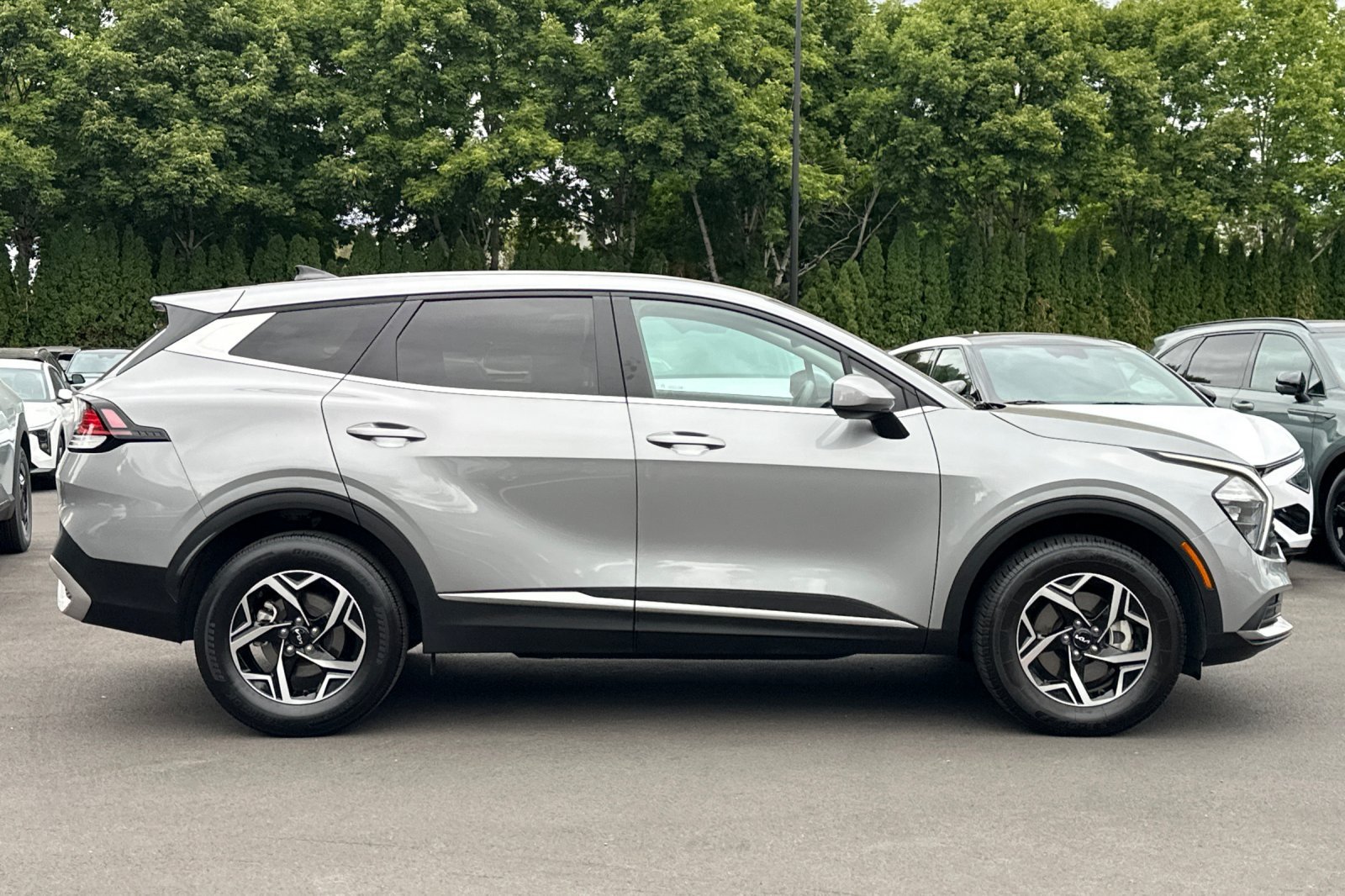 Certified 2023 Kia Sportage LX AWD/4WD image 3