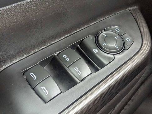 Used 2023 GMC Acadia SLT AWD/4WD image 27