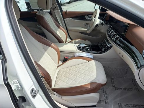 Used 2020 Mercedes-Benz E 450 4MATIC Wagon image 13