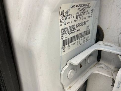 Used 2016 Ford F250 XL w/ Power Equipment Group AWD/4WD image 28