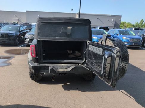 Certified 2022 Ford Bronco Outer Banks w/ Sasquatch Package AWD/4WD image 19