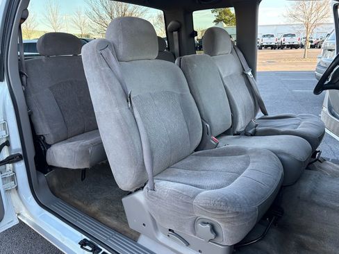 Used 2000 Chevrolet Silverado 1500 LS image 24