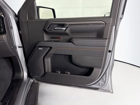 Used 2025 GMC Sierra 1500 AT4 w/ AT4 Premium Package image 25