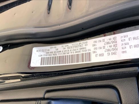 Used 2018 Jeep Grand Cherokee Laredo RWD image 32