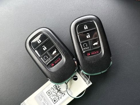 Used 2025 Honda HR-V Sport image 28