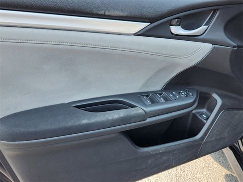 Used 2020 Honda Civic EX image 6