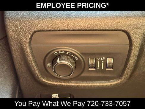 Used 2021 Jeep Grand Cherokee L Laredo AWD/4WD image 34