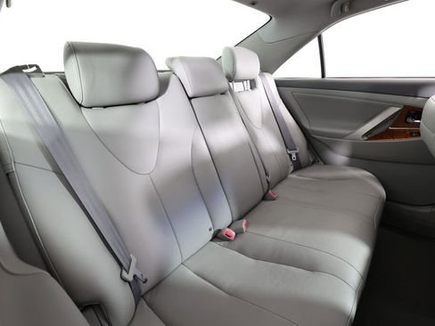 Used 2010 Toyota Camry XLE image 20