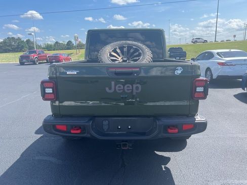 Used 2021 Jeep Gladiator Rubicon AWD/4WD image 6