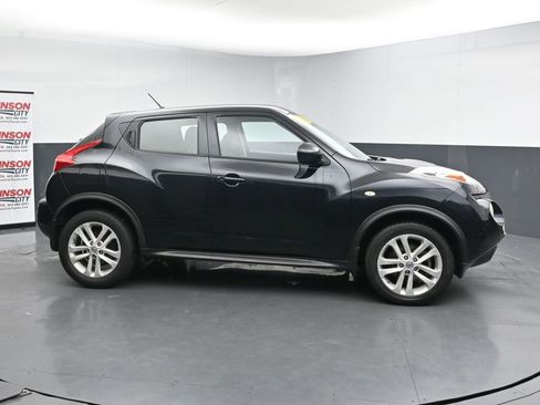 Used 2014 Nissan Juke S FWD image 9