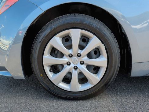 Used 2023 Toyota Corolla LE image 17