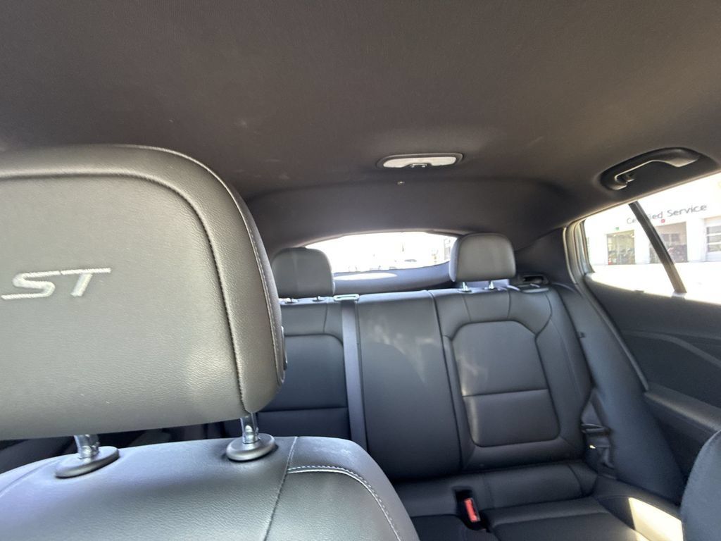 Used 2024 Buick Envista Sport Touring w/ Convenience I Package FWD image 28
