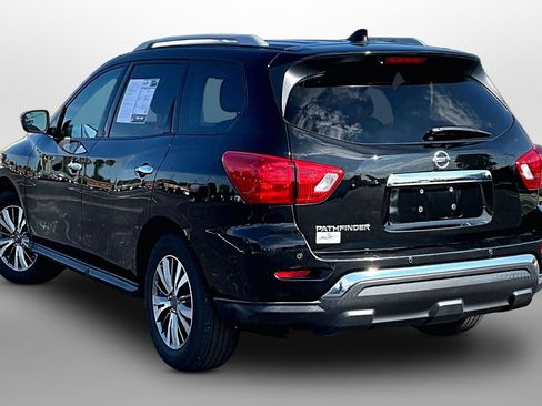 Used 2020 Nissan Pathfinder SV FWD image 9