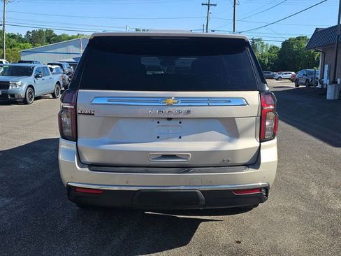 Used 2024 Chevrolet Tahoe LT w/ Luxury Package AWD/4WD image 7
