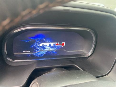 Used 2022 GMC Yukon AT4 image 13