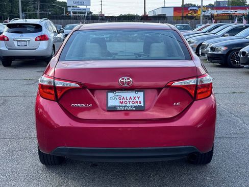 Used 2016 Toyota Corolla LE FWD image 3