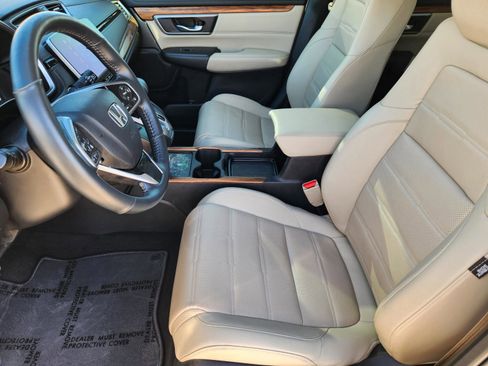 Used 2020 Honda CR-V Touring image 13