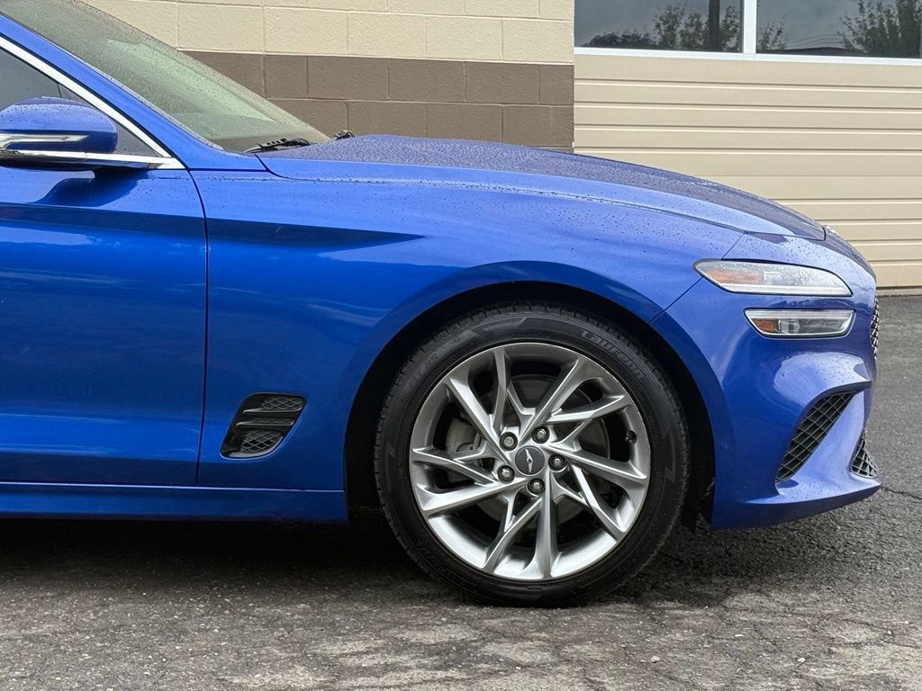 Used 2022 Genesis G70 2.0T AWD/4WD image 2