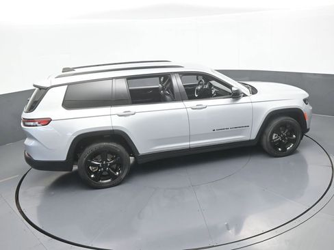Used 2023 Jeep Grand Cherokee L Laredo RWD image 52