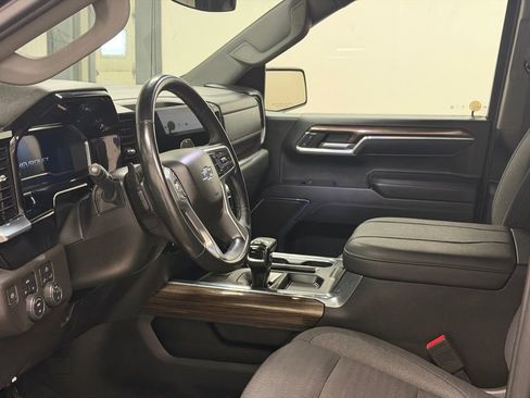 Used 2023 Chevrolet Silverado 1500 RST w/ Redline Edition image 25