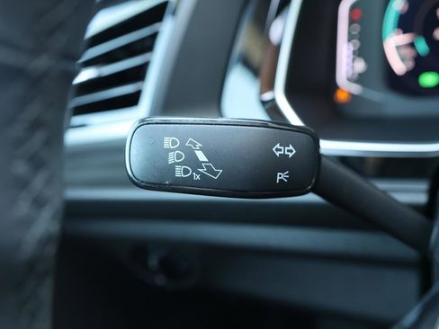 Used 2019 Volkswagen Jetta SEL image 31