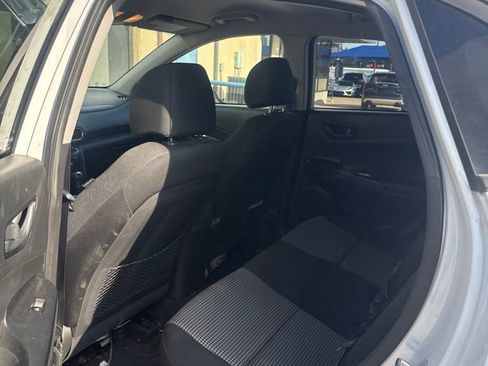 Used 2020 Hyundai Kona SEL FWD image 5