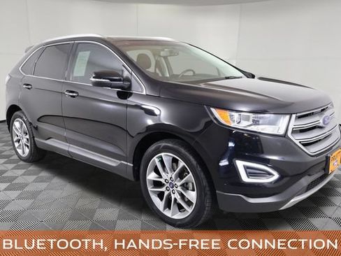 Used 2018 Ford Edge Titanium w/ Technology Package FWD image 4