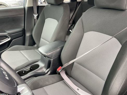 Used 2023 Kia Soul LX w/ Option Group 015 FWD image 13