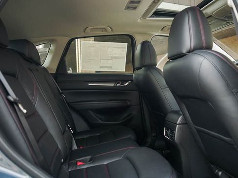 Used 2025 MAZDA CX-5 Carbon Edition image 13