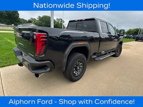 Used 2024 GMC Sierra 2500 Denali AWD/4WD image 7