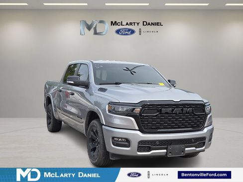Used 2025 RAM 1500 Big Horn AWD/4WD image 1