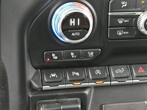 Used 2019 GMC Sierra 1500 AT4 w/ AT4 Premium Package image 24