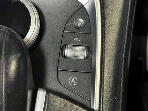 Used 2014 Mercedes-Benz S 550 Sedan image 18