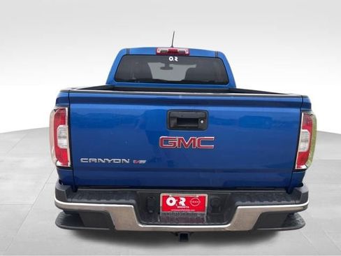 Used 2018 GMC Canyon 2WD Crew Cab w/ Convenience Package image 8