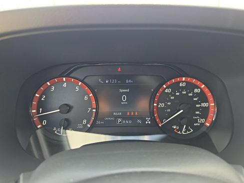 New 2026 Nissan Frontier PRO-4X w/ Pro-4x Convenience Package AWD/4WD image 13