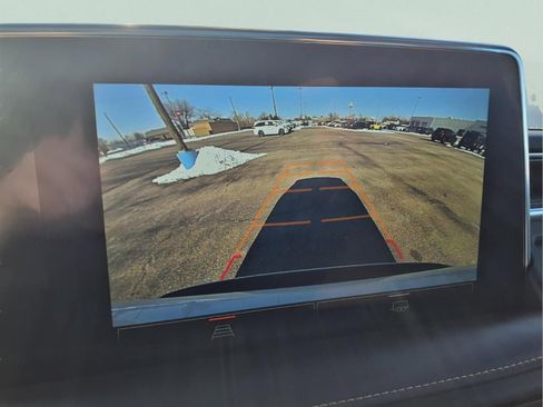 Used 2023 GMC Yukon AT4 image 6