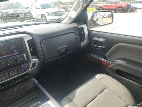 Used 2015 GMC Sierra 1500 SLT w/ SLT Crew Cab Value Package AWD/4WD image 11