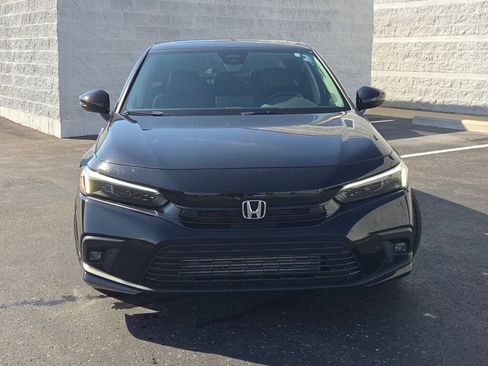 Used 2024 Honda Civic Touring image 4