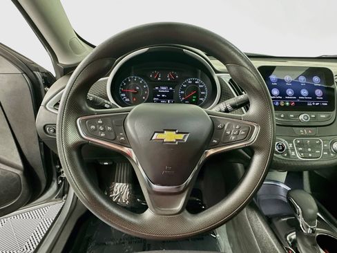 Used 2023 Chevrolet Malibu LT FWD image 12