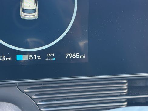 Used 2025 Hyundai Ioniq 5 Limited image 11